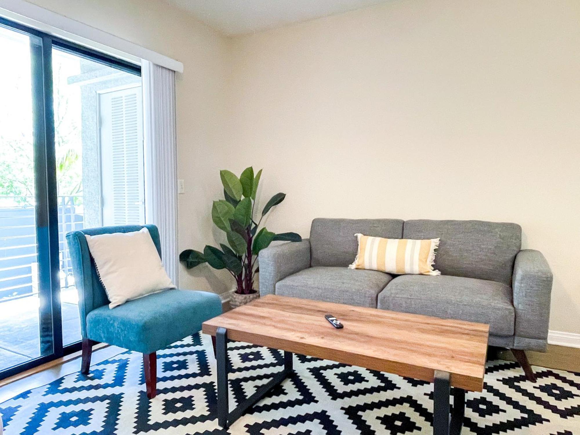 Apartment Monthier Lacma Wi4s4u0 Los Angeles