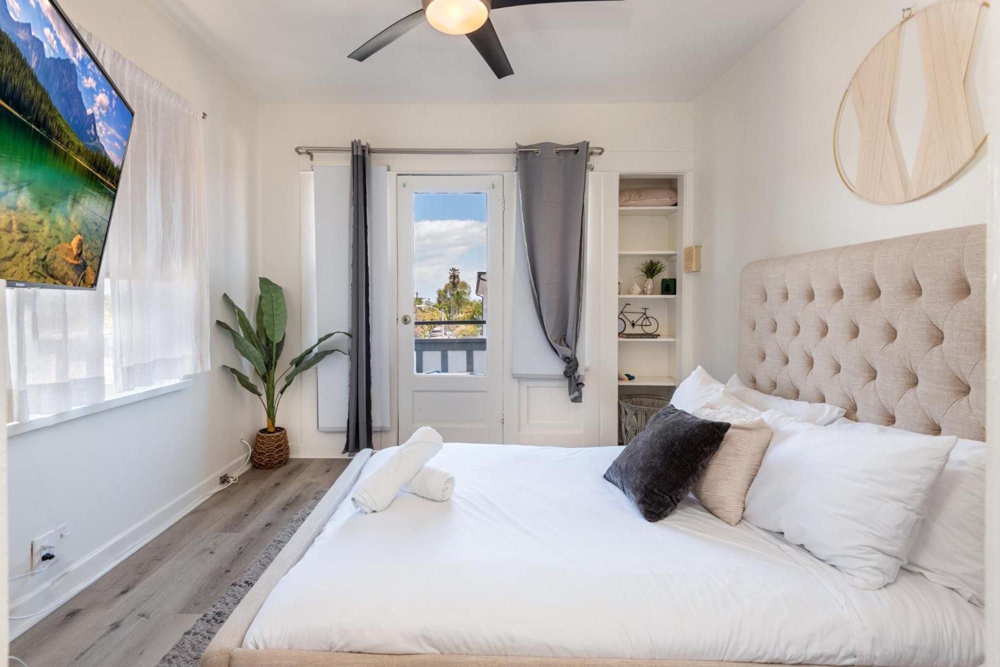Apartment Modern 1br Haven In Iconic Venice Los Angeles