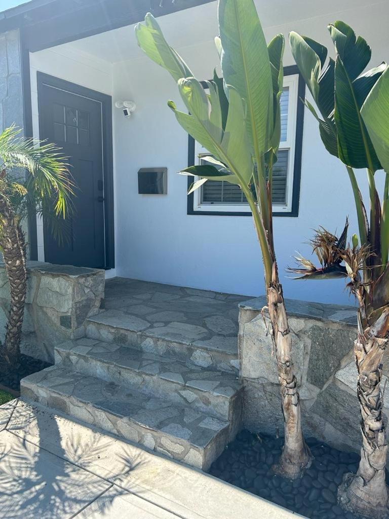 Holiday home Beautiful Encino House With Backyard, Deck & Patio *