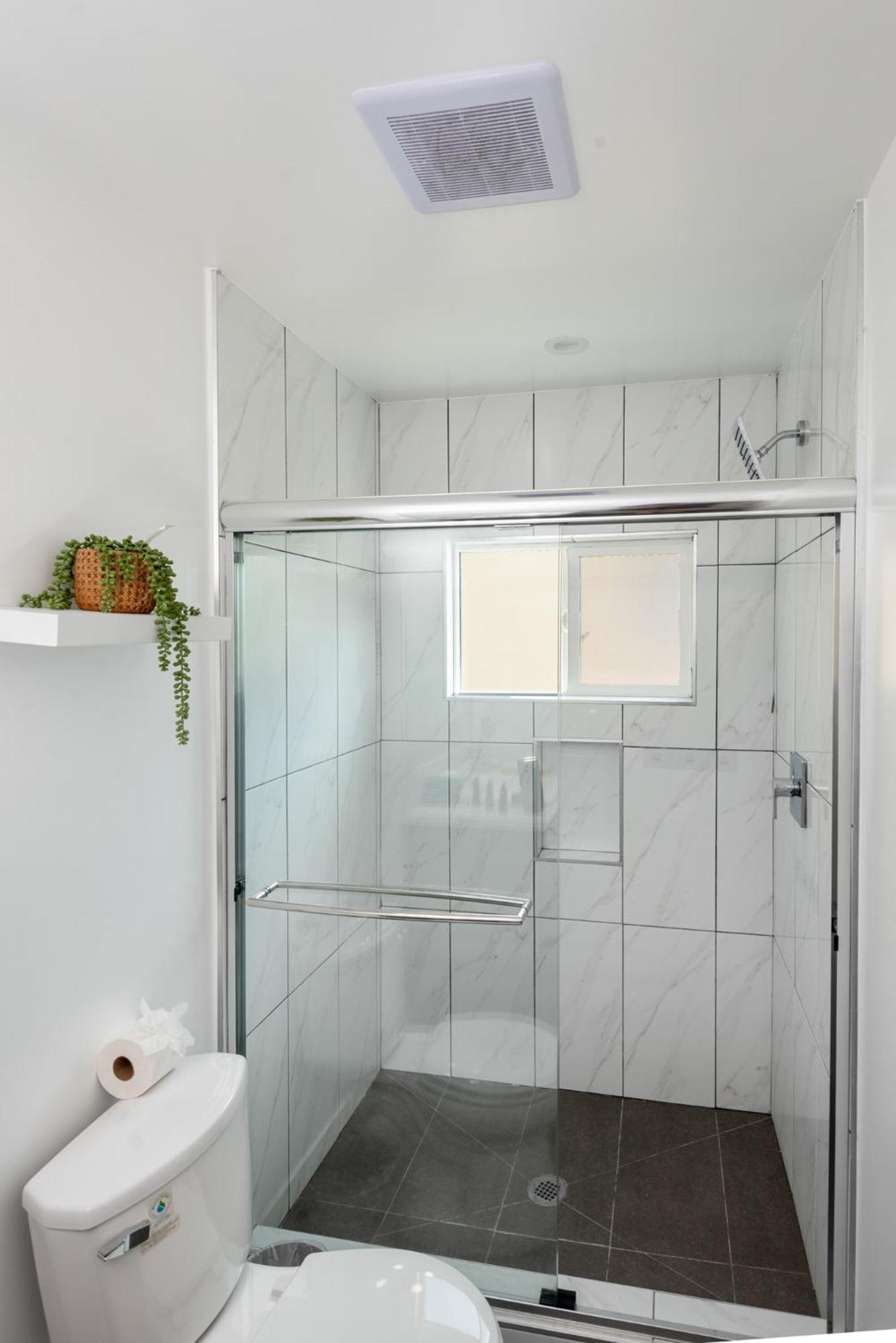 Elegant Apt In La With 4br And 4 Ba Sleeps Apartamento