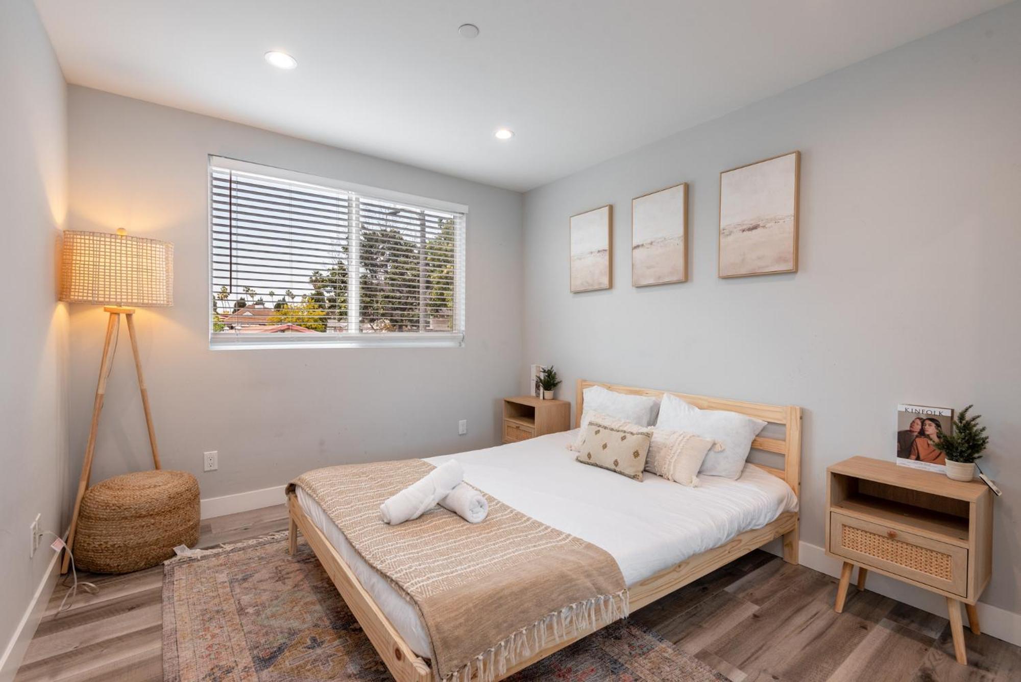 Apartamento Elegant Apt In La With 4br And 4 Ba Sleeps Los Angeles