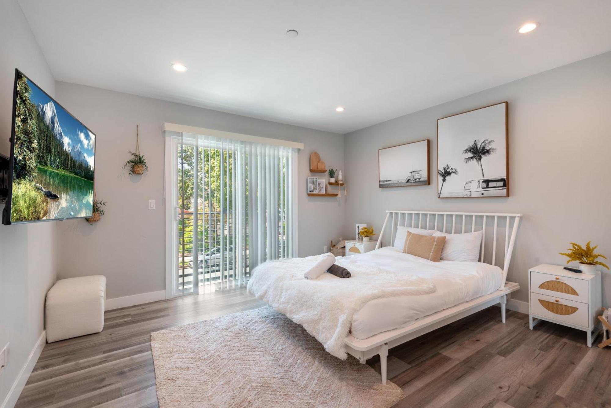 Elegant Apt In La With 4br And 4 Ba Sleeps Apartamento *
