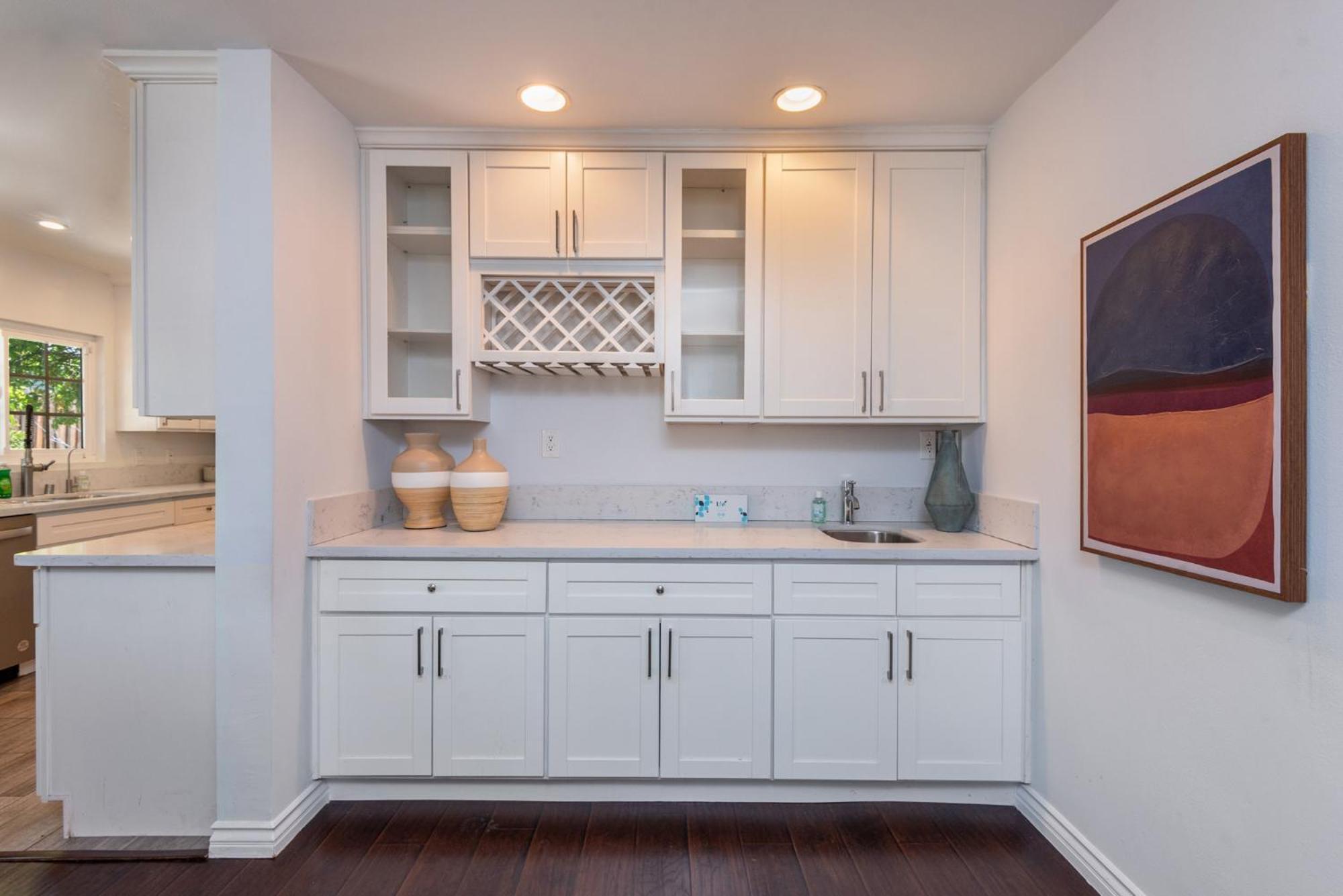 Luxe Spacious In Tarzana Apartment Los Angeles