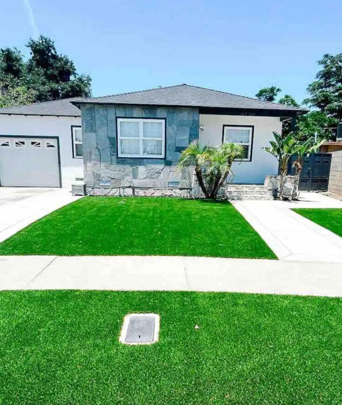 Beautiful Encino House With Backyard, Deck & Patio Holiday home Los Angeles