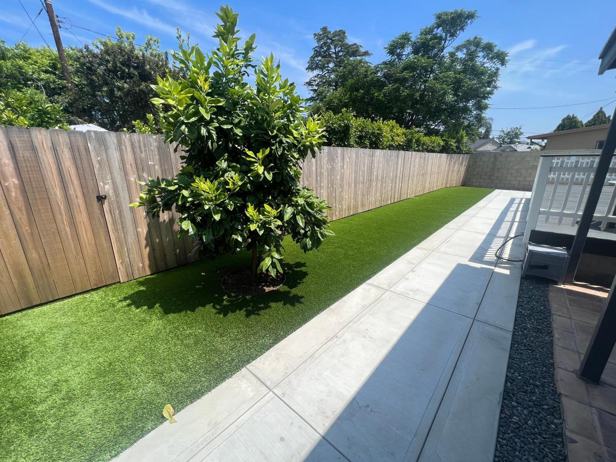 Holiday home Beautiful Encino House With Backyard, Deck & Patio