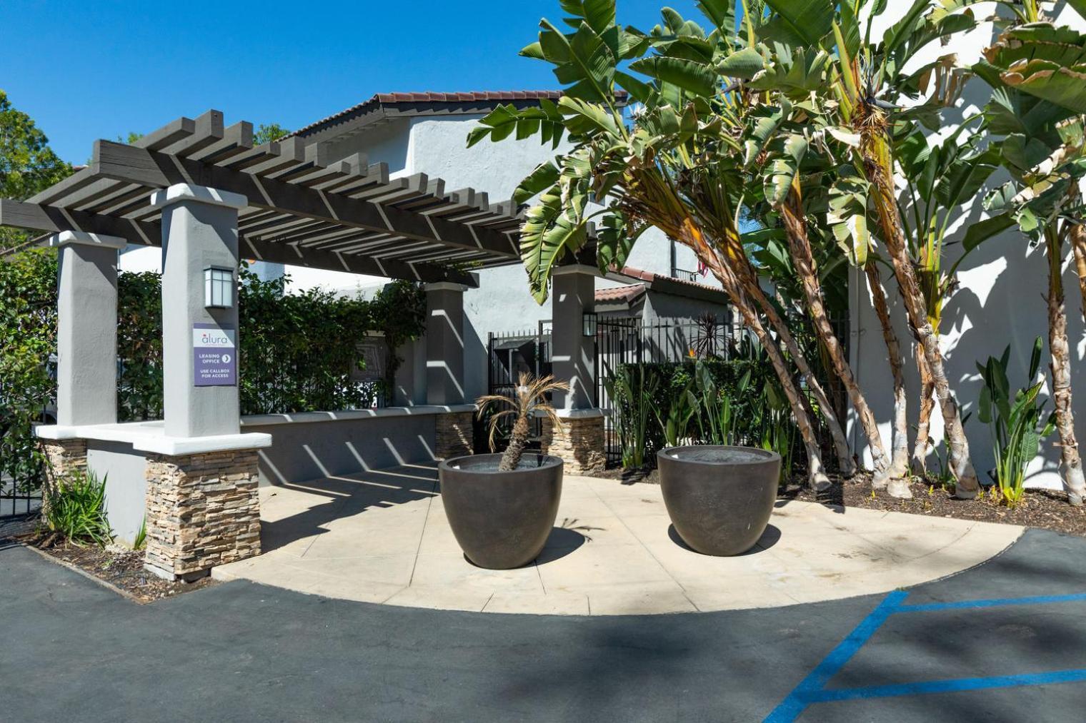 Apartment Woodland Hills 1br W Pool Gym Nr Warner Center Lax-694 Los Angeles