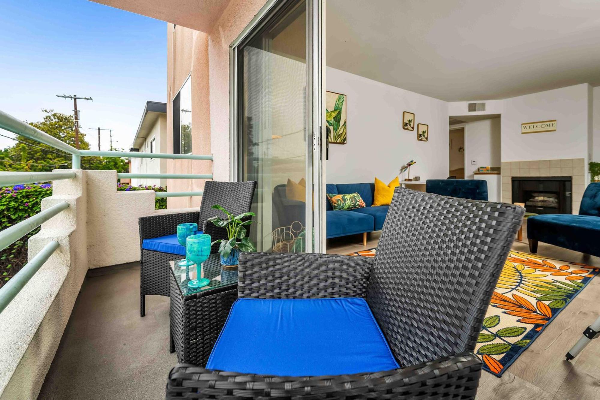 Apartamento Spacious 2 Bedroom Retreat Near Beverly Hills With Free Parking Los Angeles
