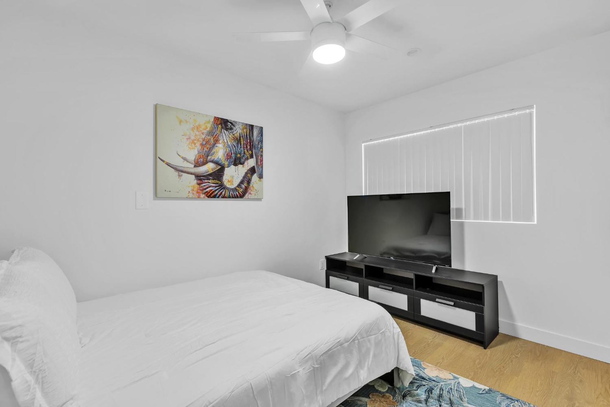 Apartment Newly Renovated 3bed, 2bath In Santa Monica *