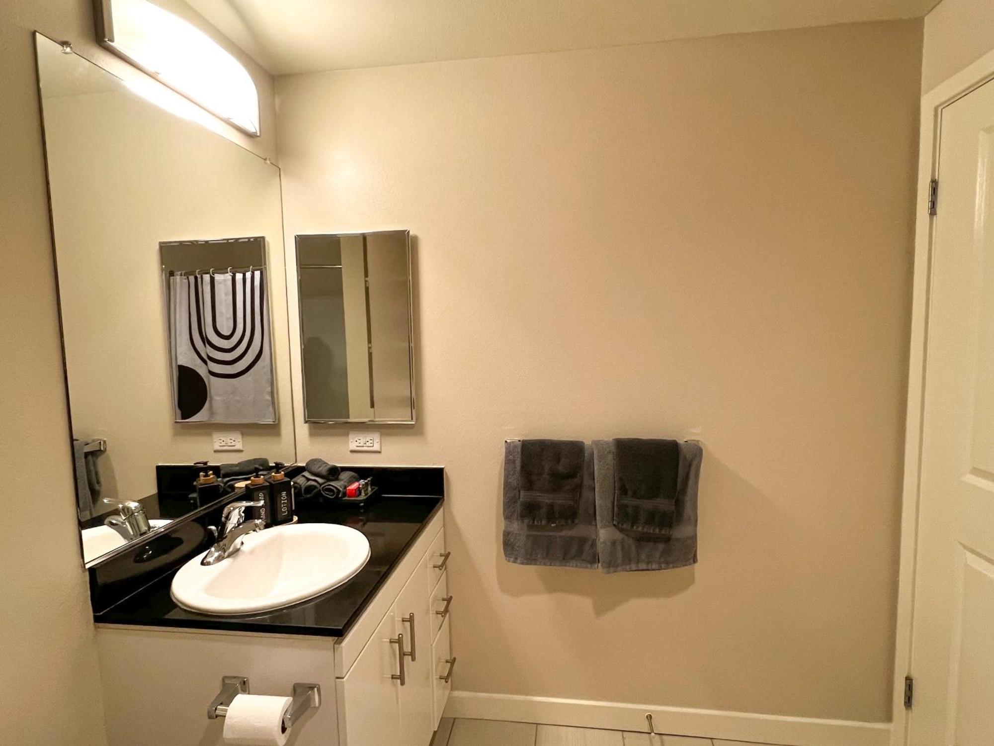 Beautiful In La - Parking 10 Min To Cedars Apartment *