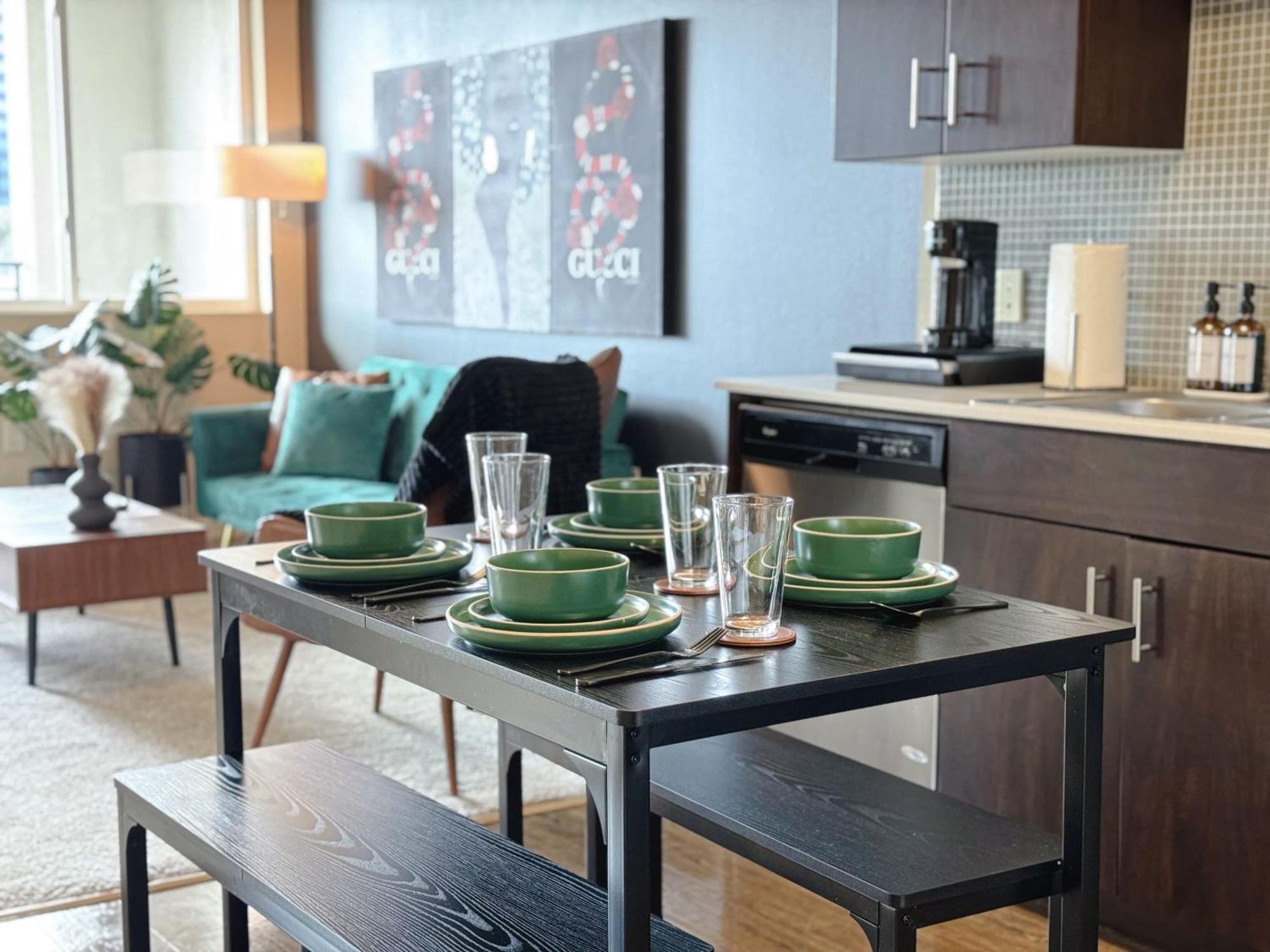 Designer In La-free Parking 10 Min To Cedars Apartment