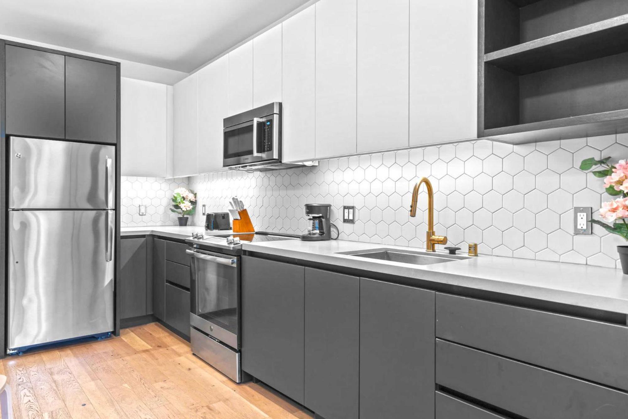 Hollywood Walk Of Fame On Site Free Parking Pool Sauna Gym Included Apartment *