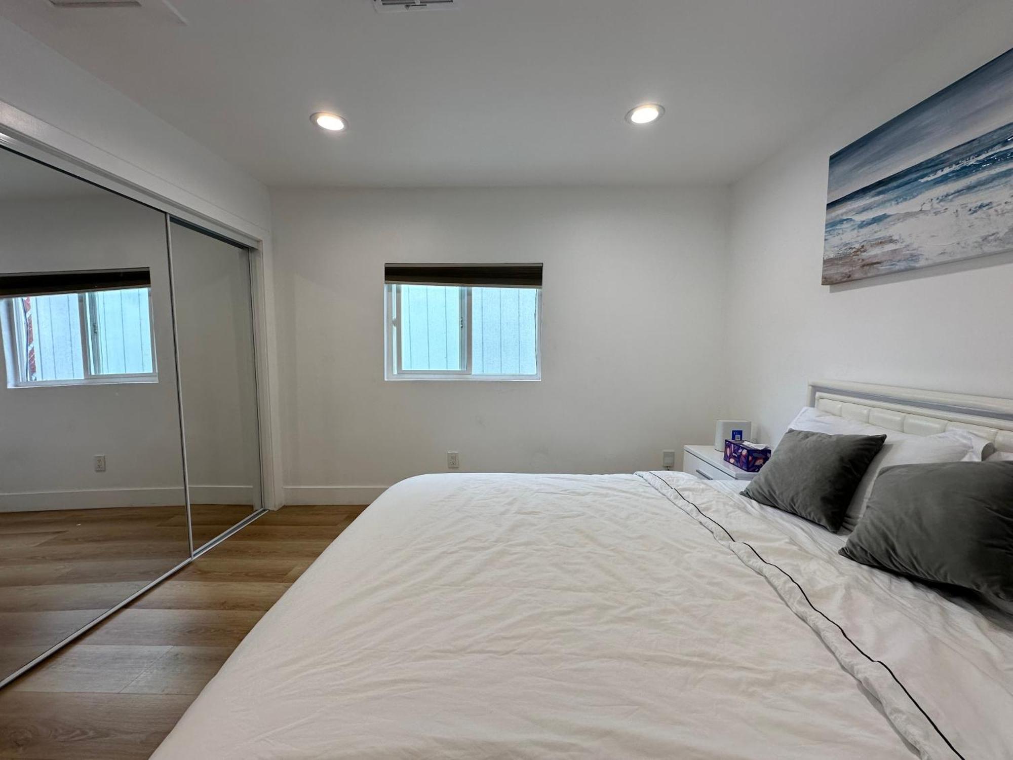 Modern Comfort Private 1 * Los Angeles