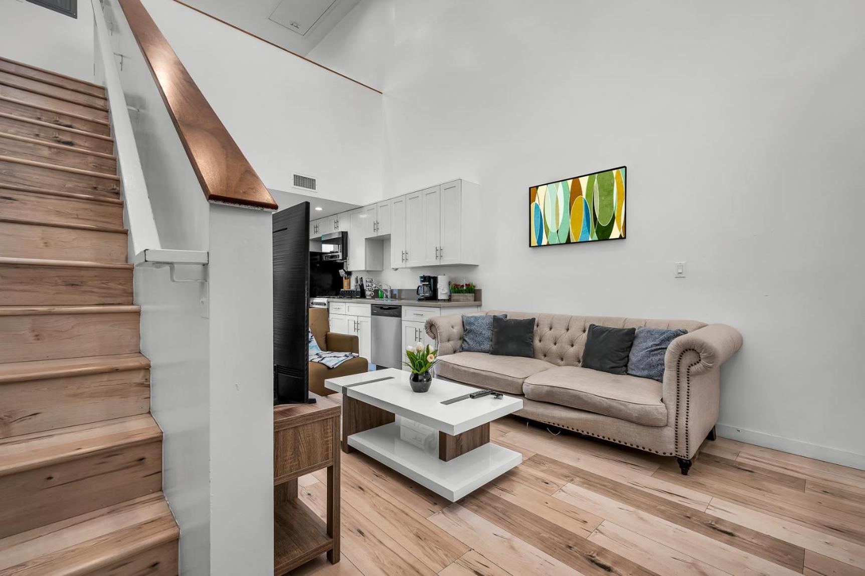 Apartment Modern 1-bedroom Loft In Hollywood With Parking, Wifi & Hollywood Sign View Los Angeles