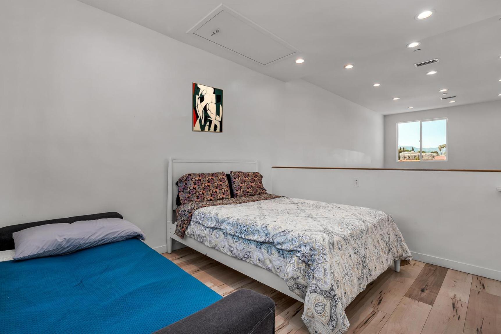 Apartment Modern 1-bedroom Loft In Hollywood With Parking, Wifi & Hollywood Sign View Los Angeles