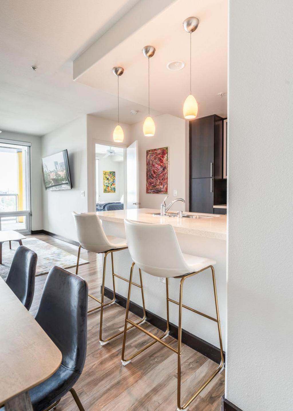 New 2bed Upscale Los Angeles