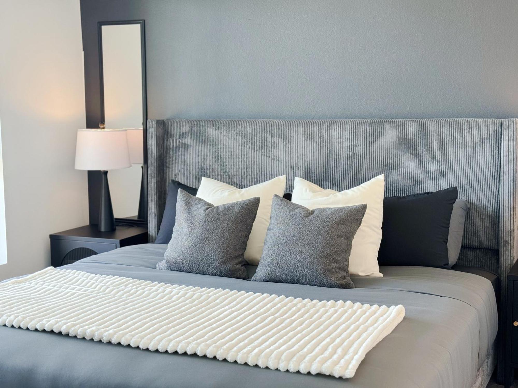 Luxurious Hollywood Dtla View Free Parking Apartment Los Angeles