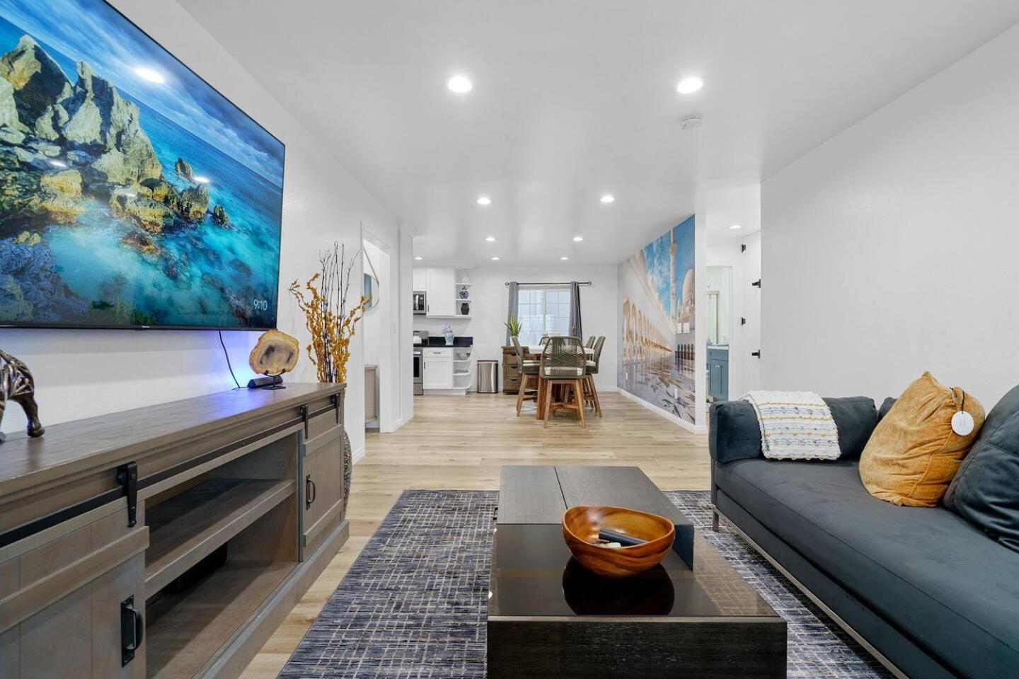 Casa Lanzit - 35 Percent Off April 2025! Low Fees Holiday home Los Angeles