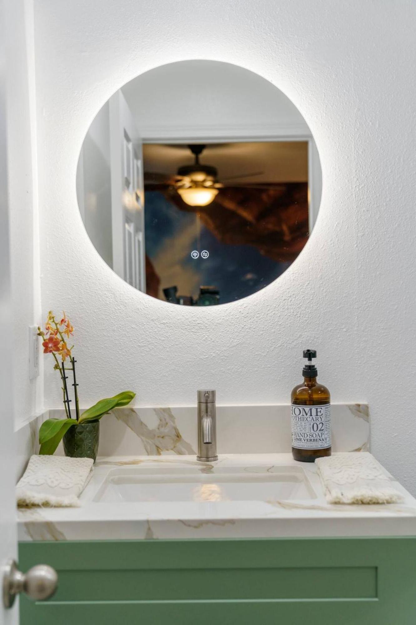 Casa Lanzit - 35 Percent Off April 2025! Low Fees Los Angeles