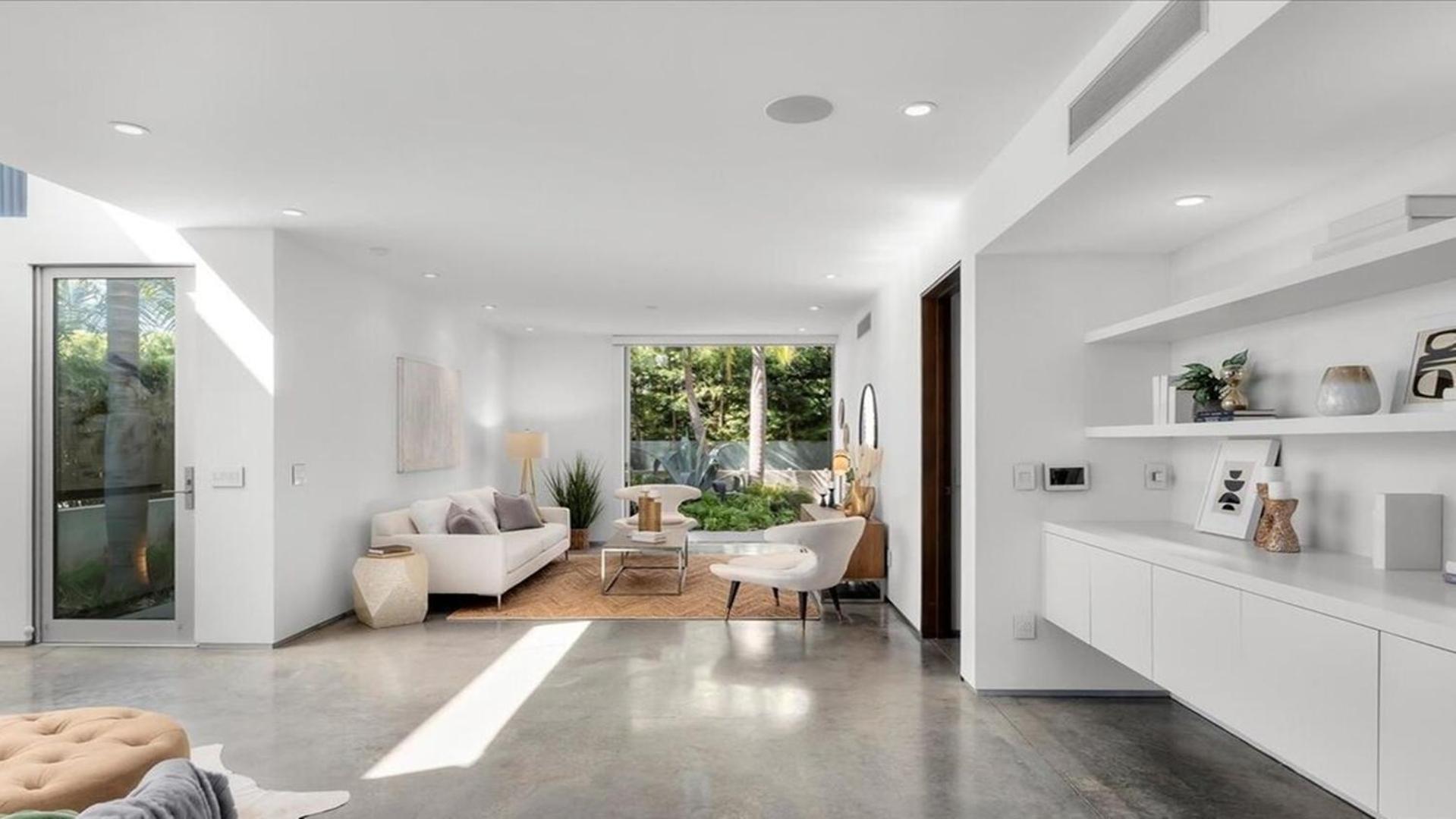 Apartment Exquisite Venice Three Bedrooms Marvel Los Angeles