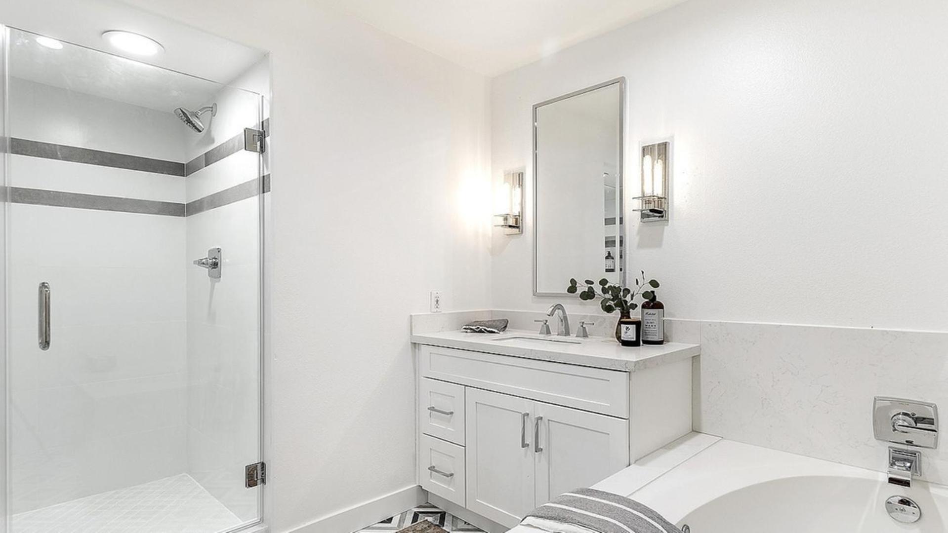 Apartment Private Rooftop 3 Bedrooms Remodeled Townhome *
