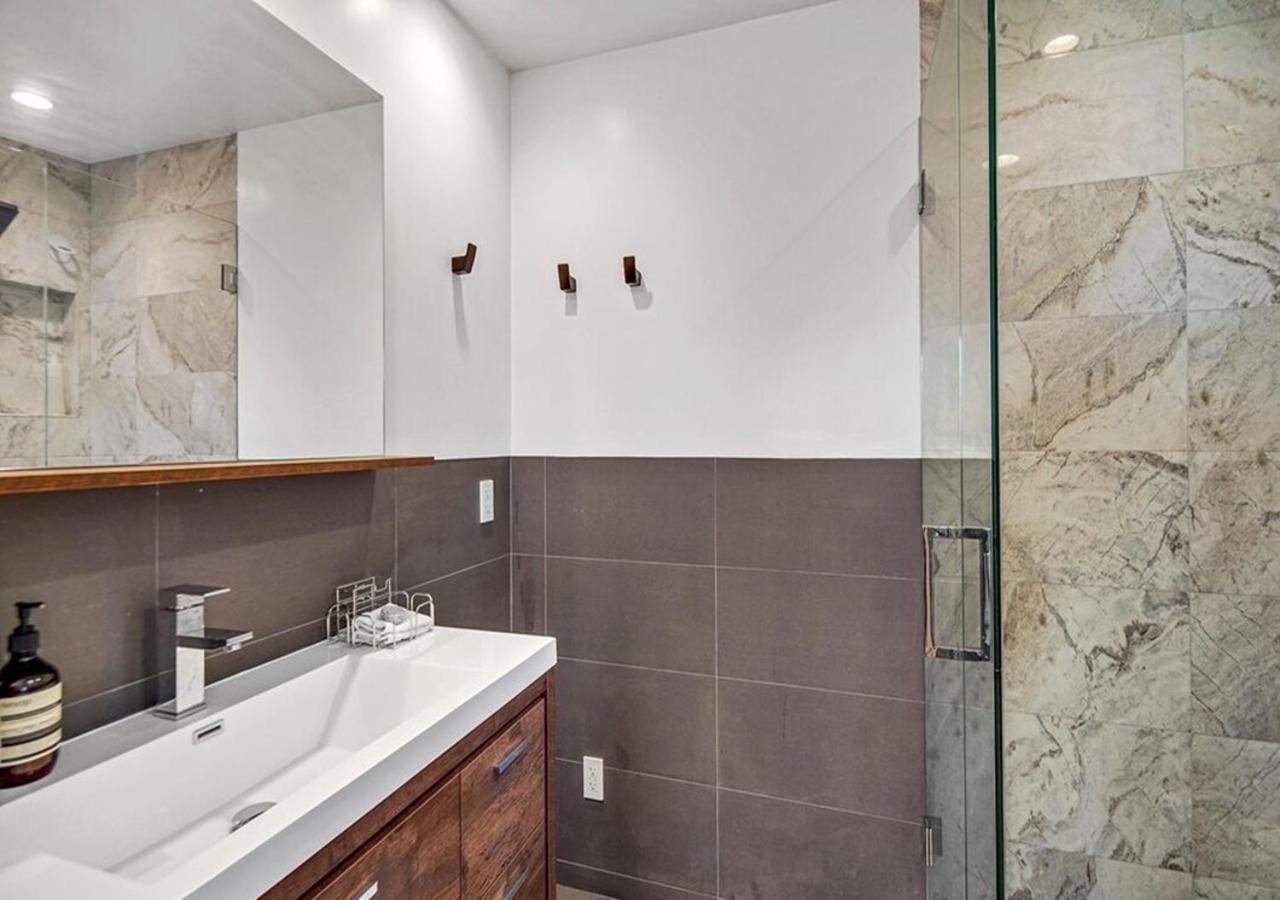 Apartment Three Bedrooms With Breathtaking Views Los Angeles