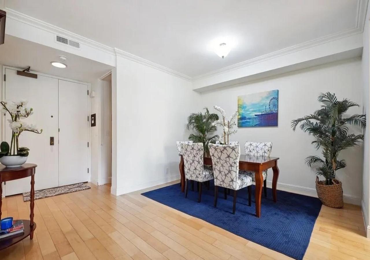 Three Bedroom With Dramatic Sunsets And Ocean Views * Los Angeles