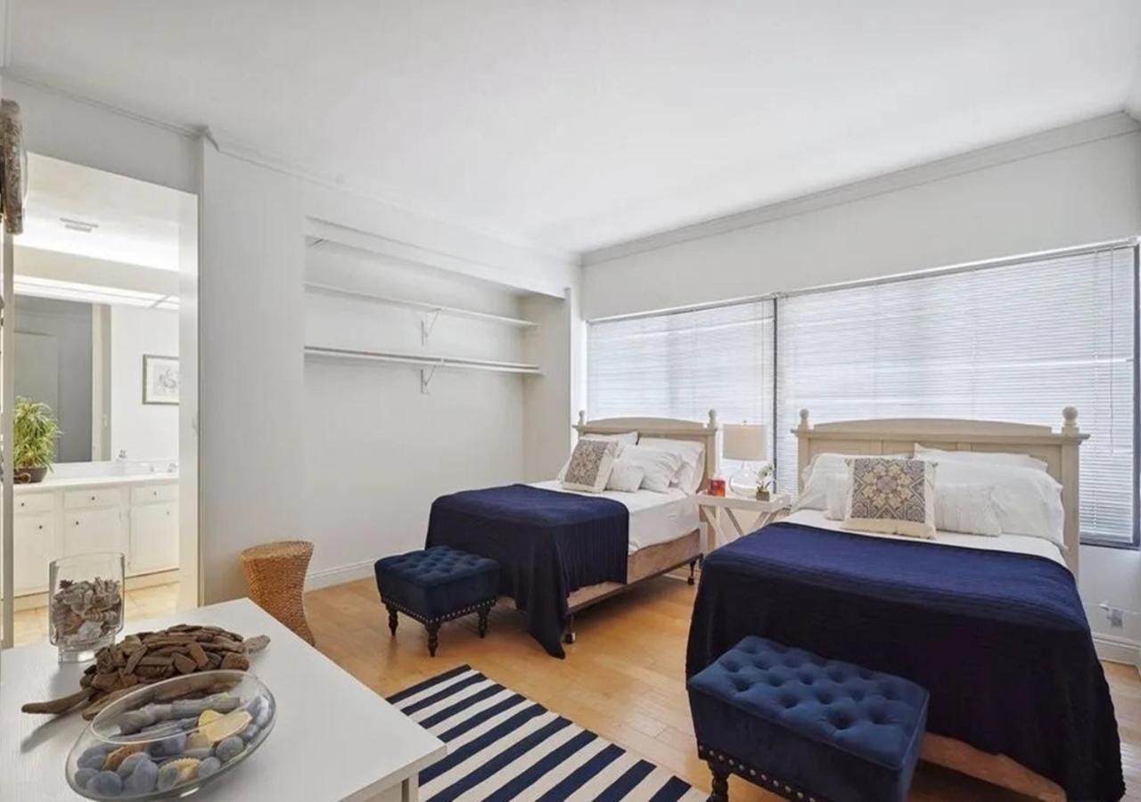 Three Bedroom With Dramatic Sunsets And Ocean Views Los Angeles