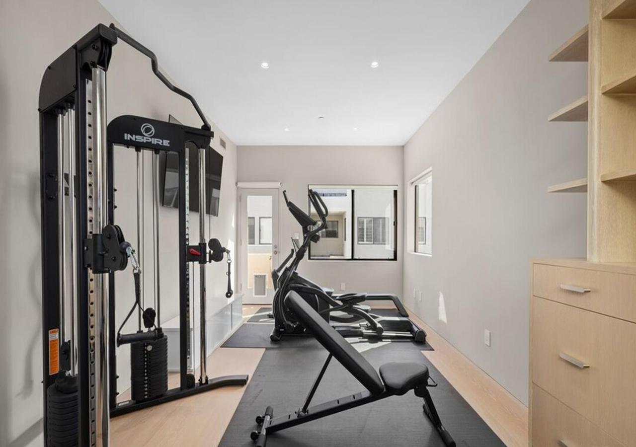 Ocean Park Blv Four Bedrooms *