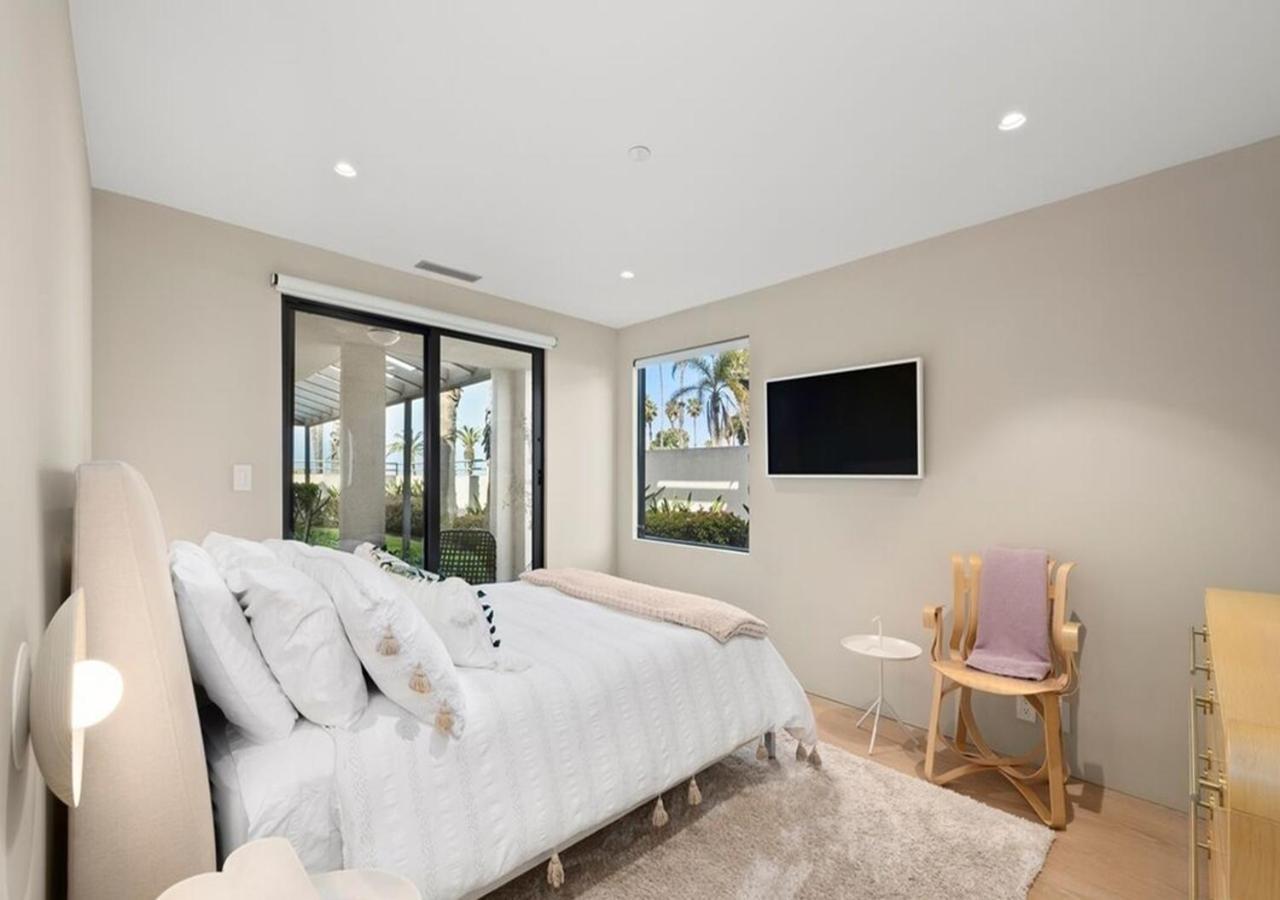 Ocean Park Blv Four Bedrooms