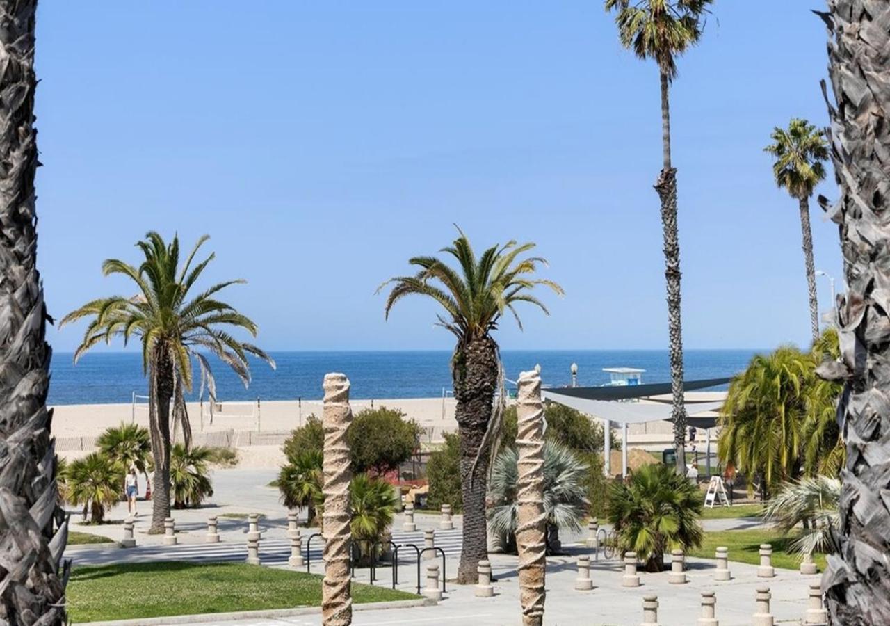 Ocean Park Blv Four Bedrooms Los Angeles