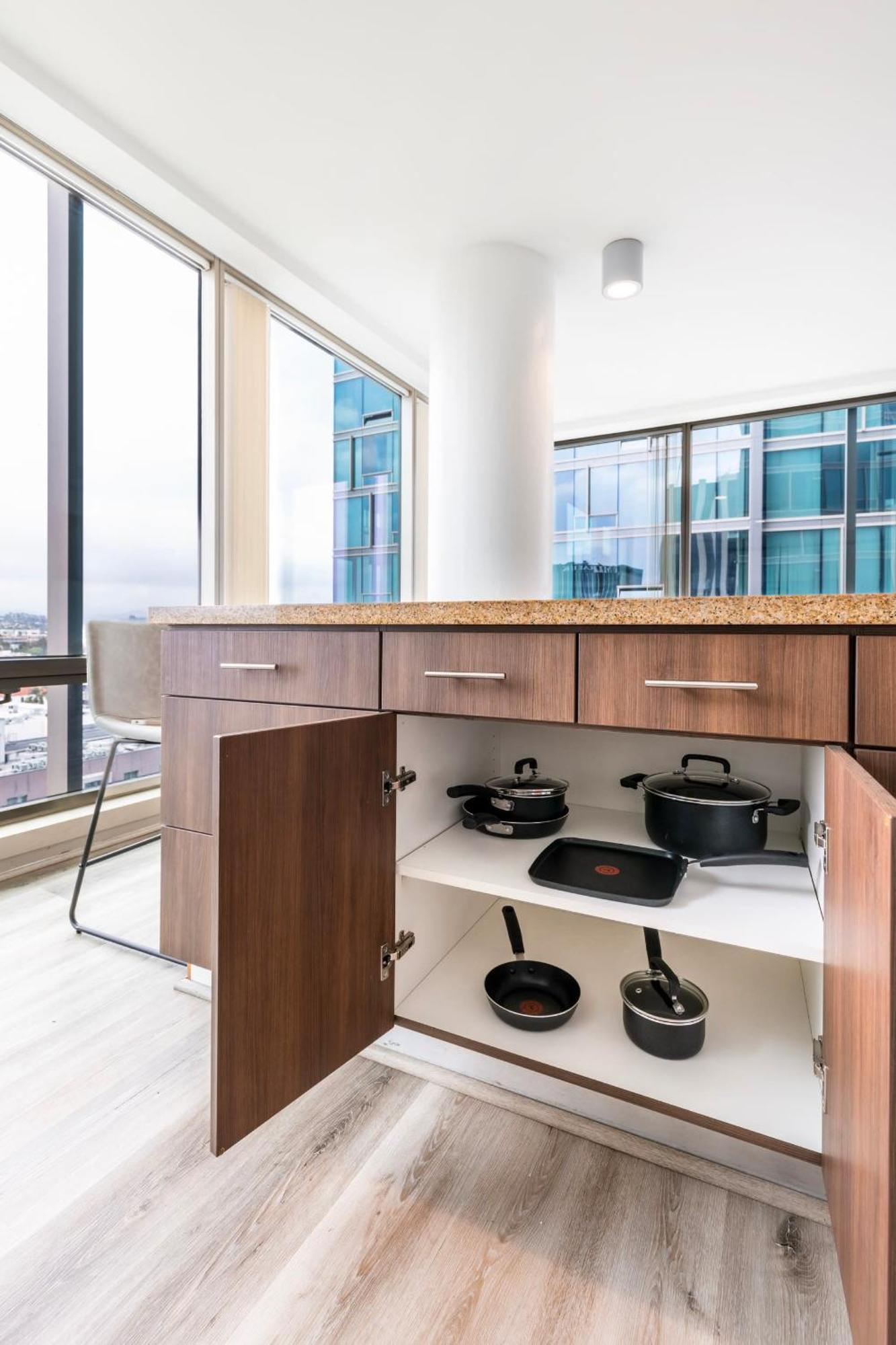 2br Luxury Highrise Retreat Vt Apartment *