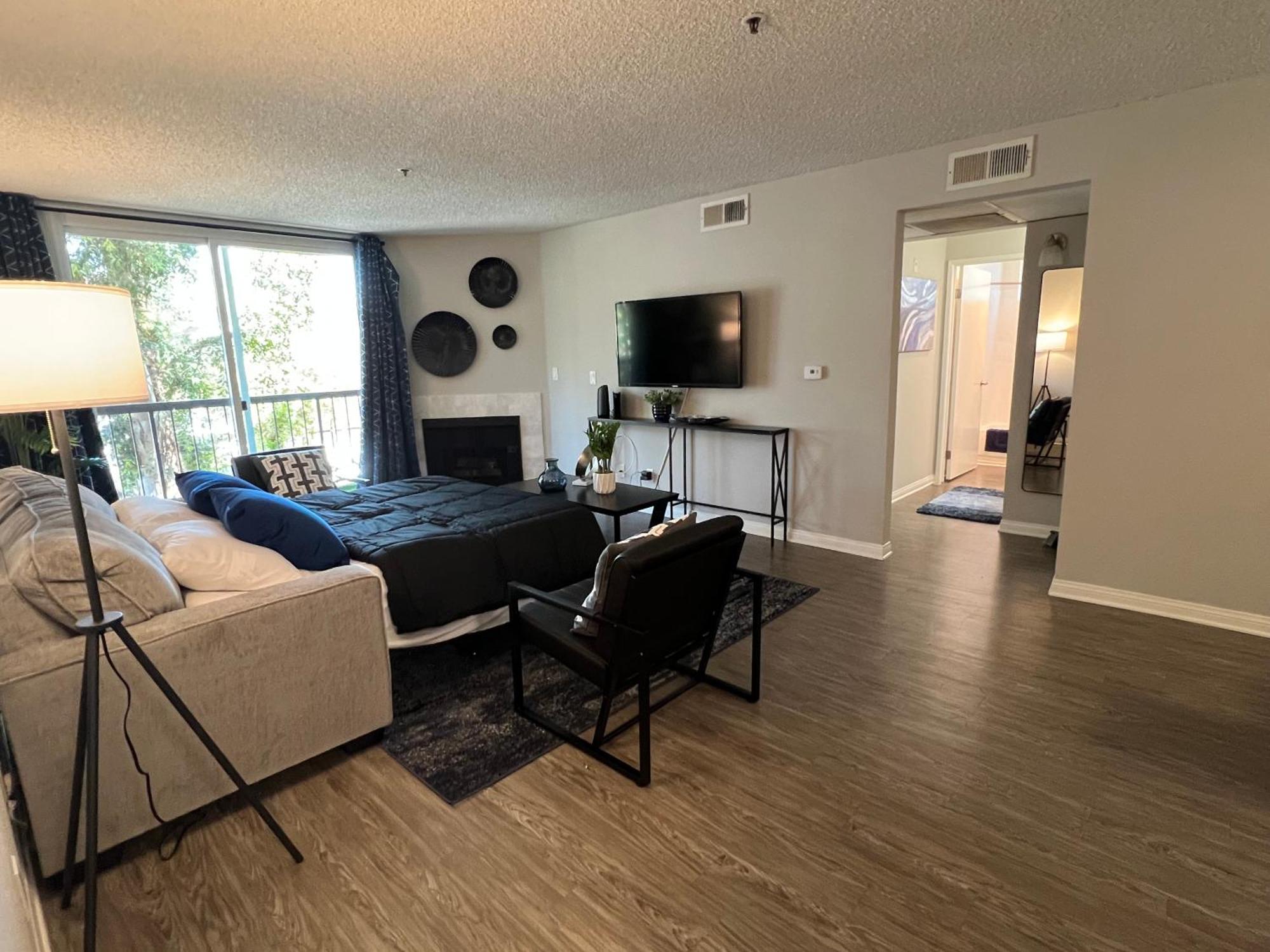 Apartment Exceptional 2 Bedroom In Heart Of Hollywood 201 *