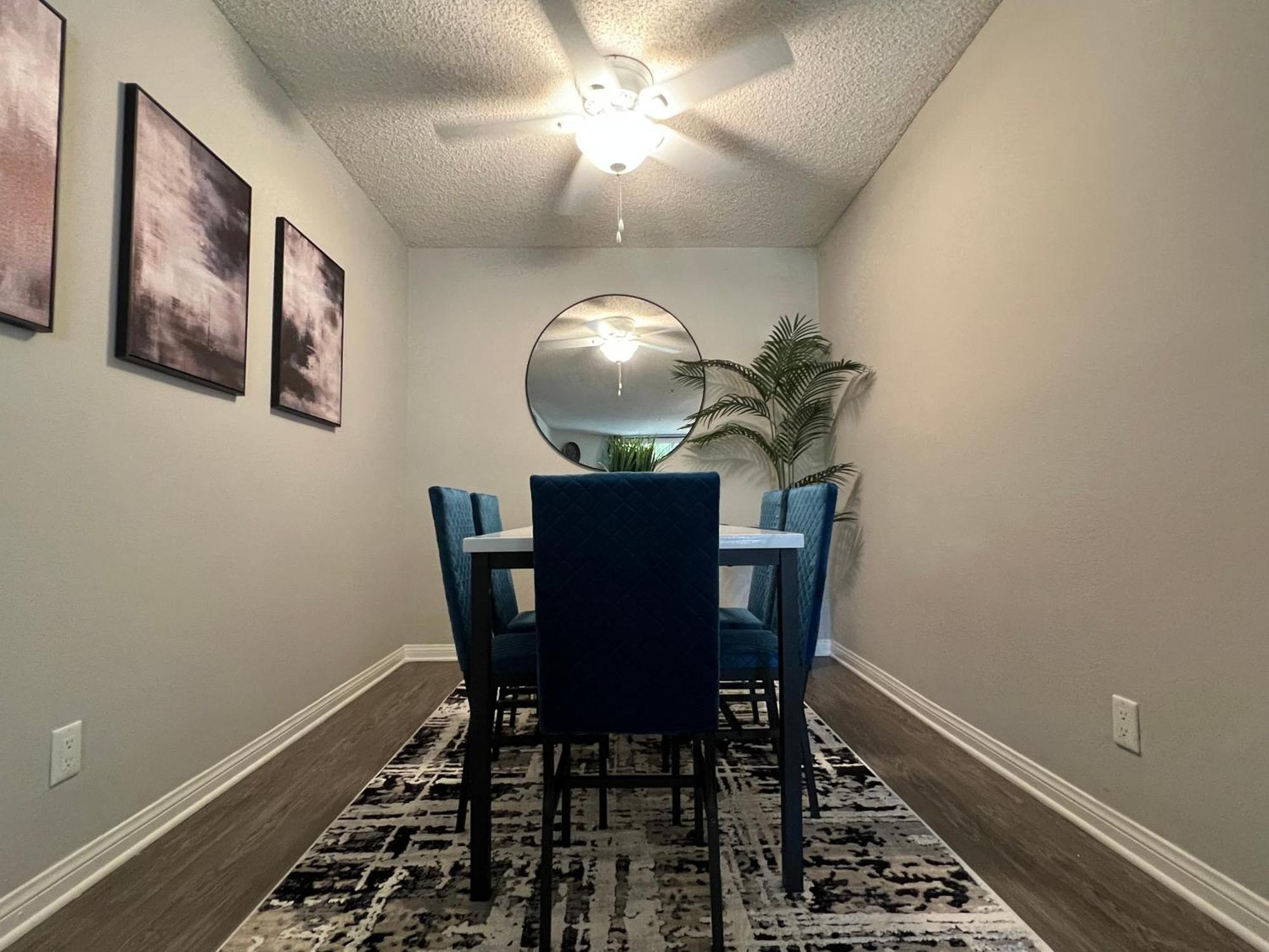 Exceptional 2 Bedroom In Heart Of Hollywood 201 Apartment Los Angeles