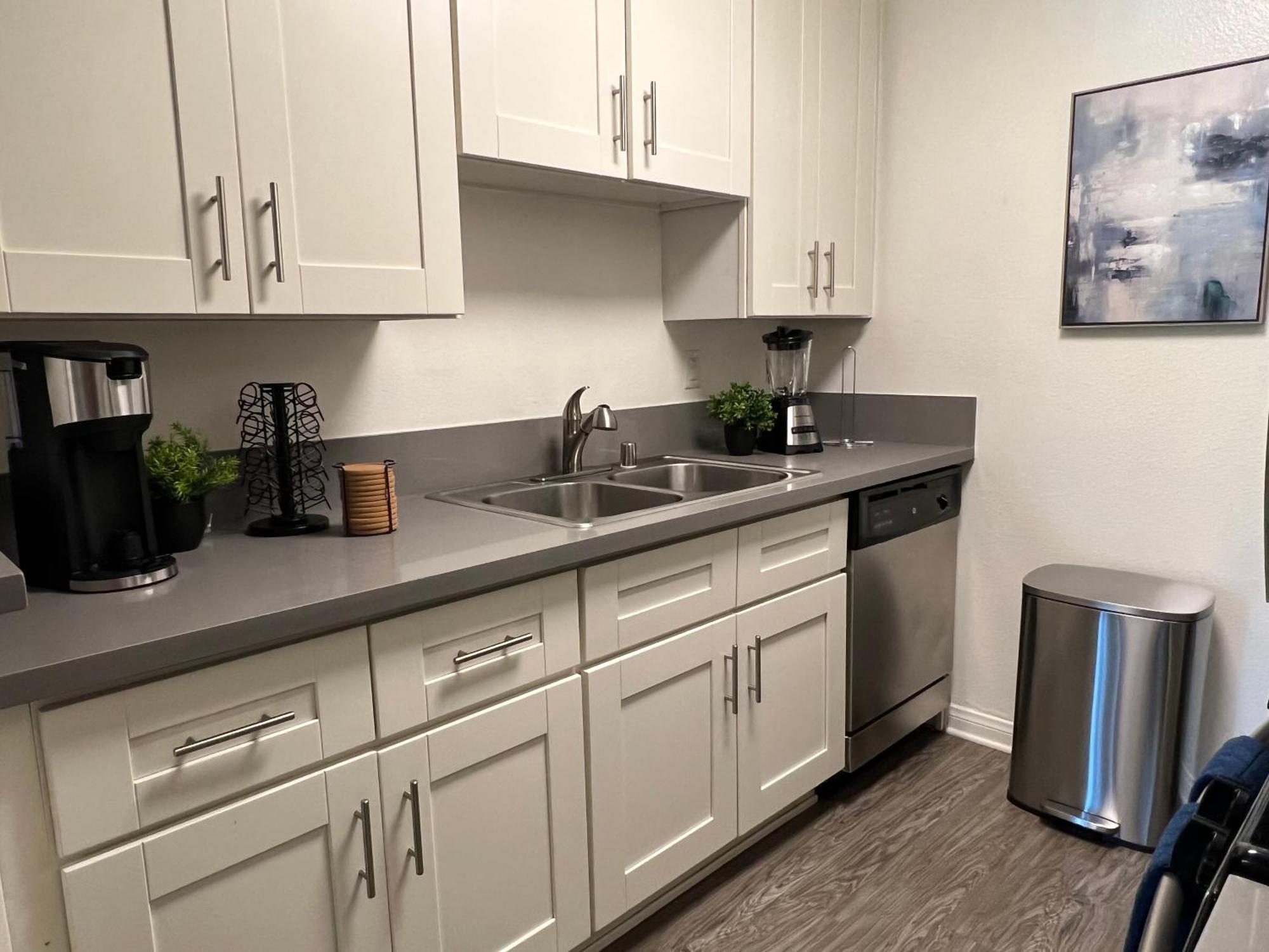 Apartment Exceptional 2 Bedroom In Heart Of Hollywood 201