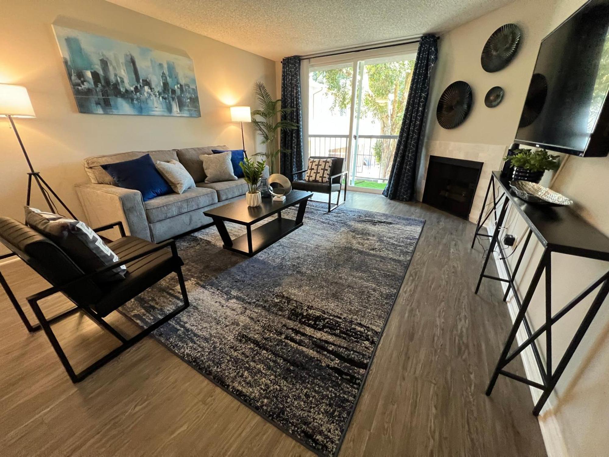 Exceptional 2 Bedroom In Heart Of Hollywood 201 Apartment Los Angeles