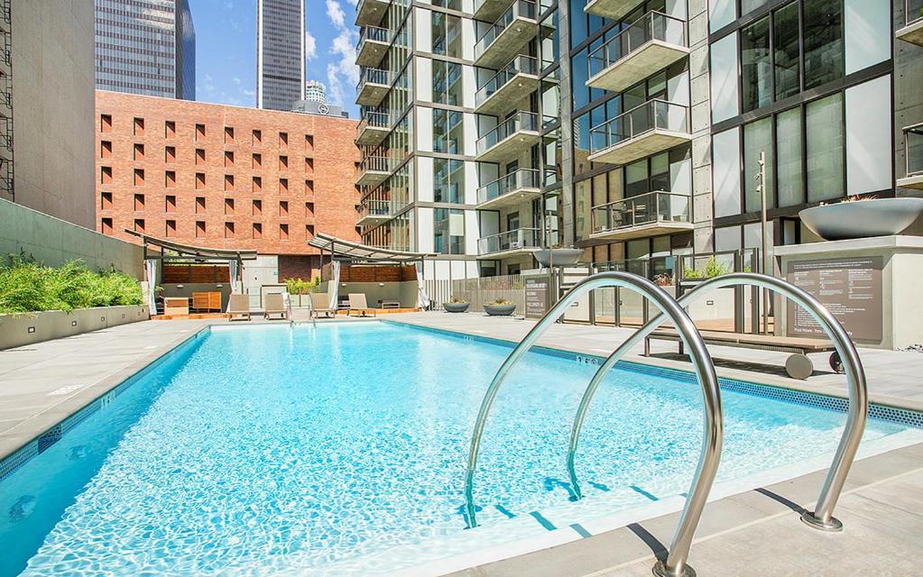 Apartment 2 Bed 2 Bath Contemporary High Rise Dtla Living Los Angeles