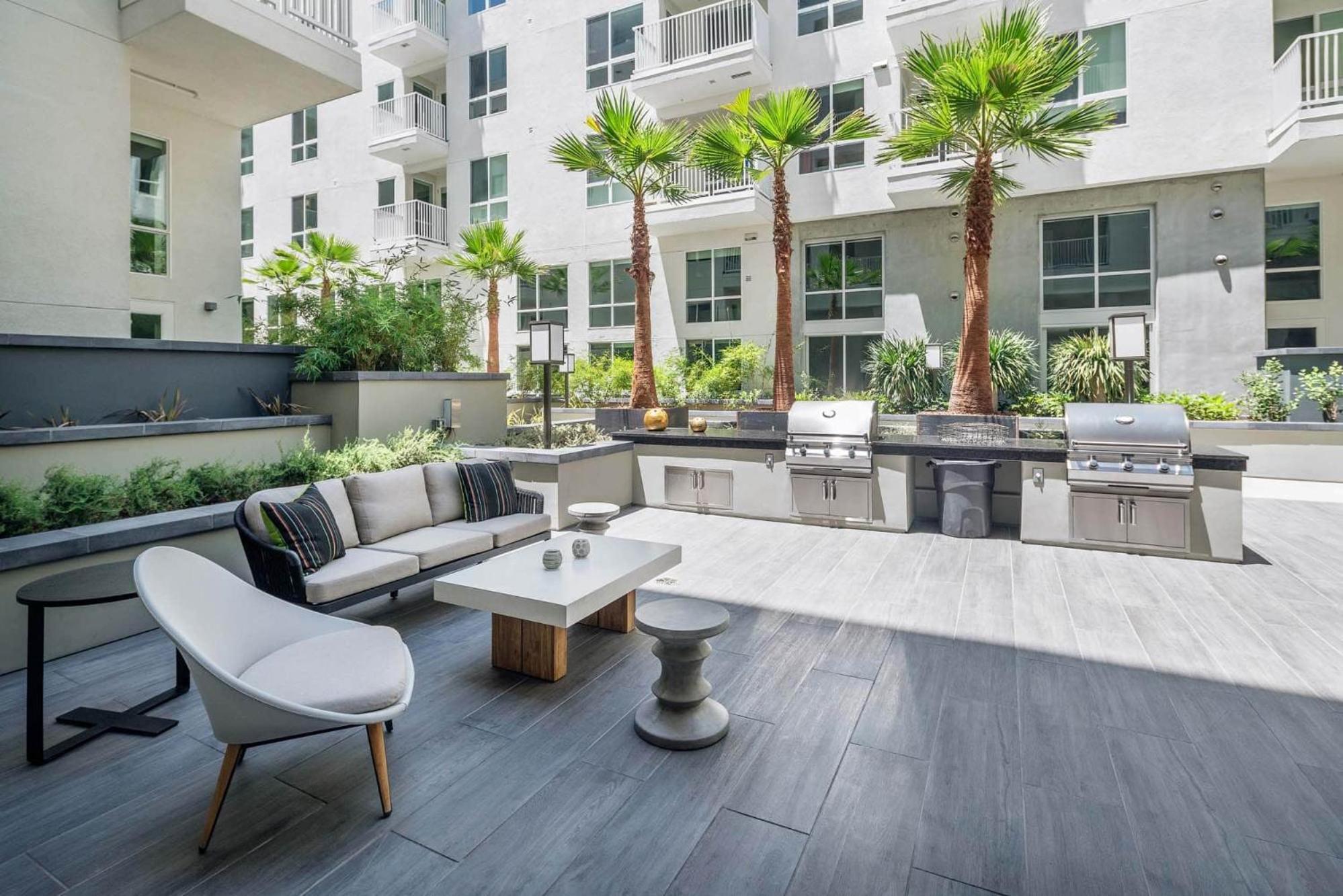 2 Bed 2 Bath Contemporary High Rise Dtla Living *