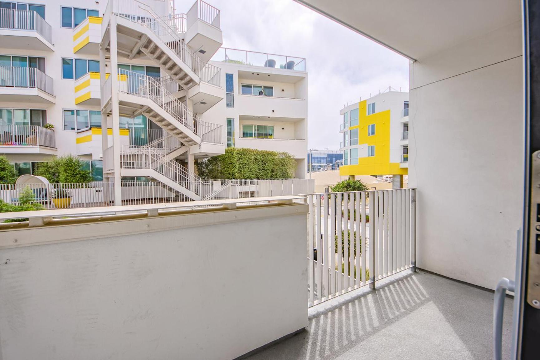 Apartment Charming Urban Oasis 2br 1bath *