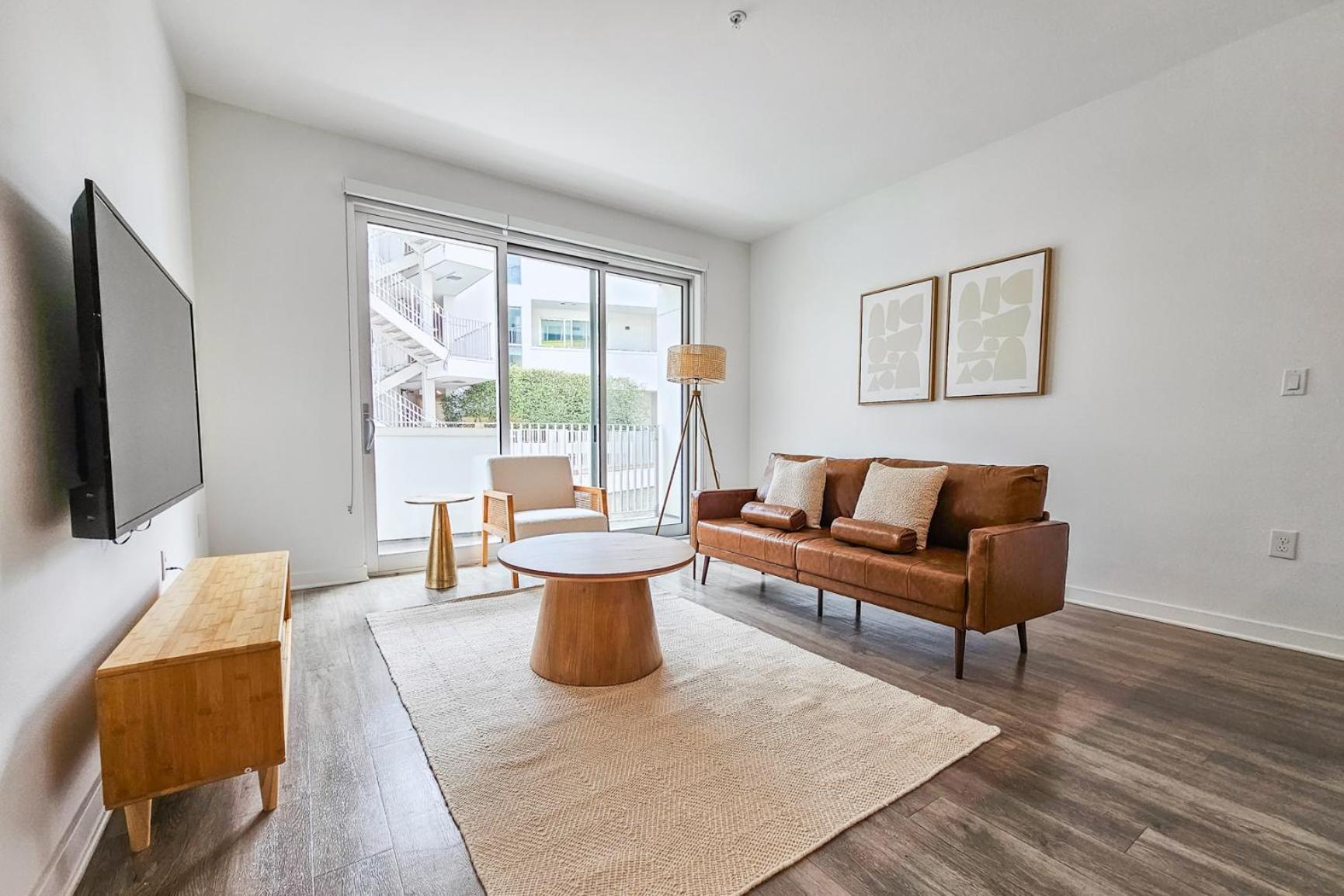Apartment Charming Urban Oasis 2br 1bath *