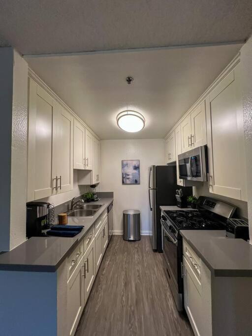 Apartment Exceptional 2 Bedroom In Heart Of Hollywood 201 *
