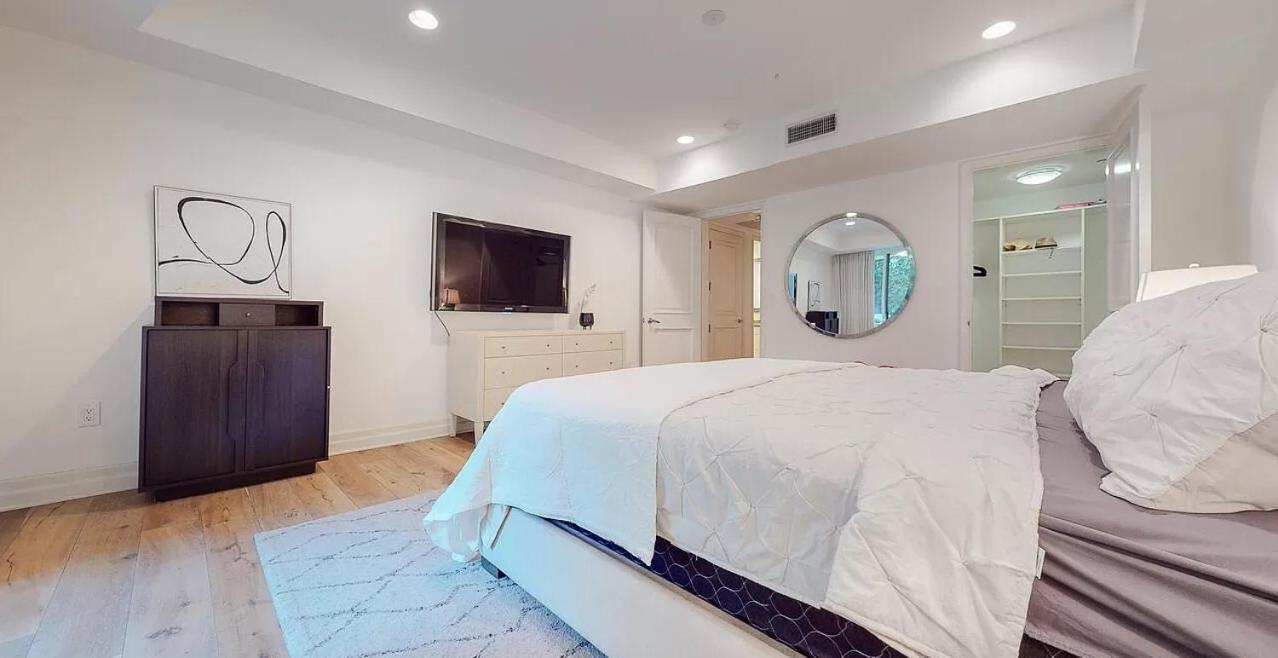 Stunning 2 Bedroom 3 Bathroom Unit Witm Amazing Views * Los Angeles