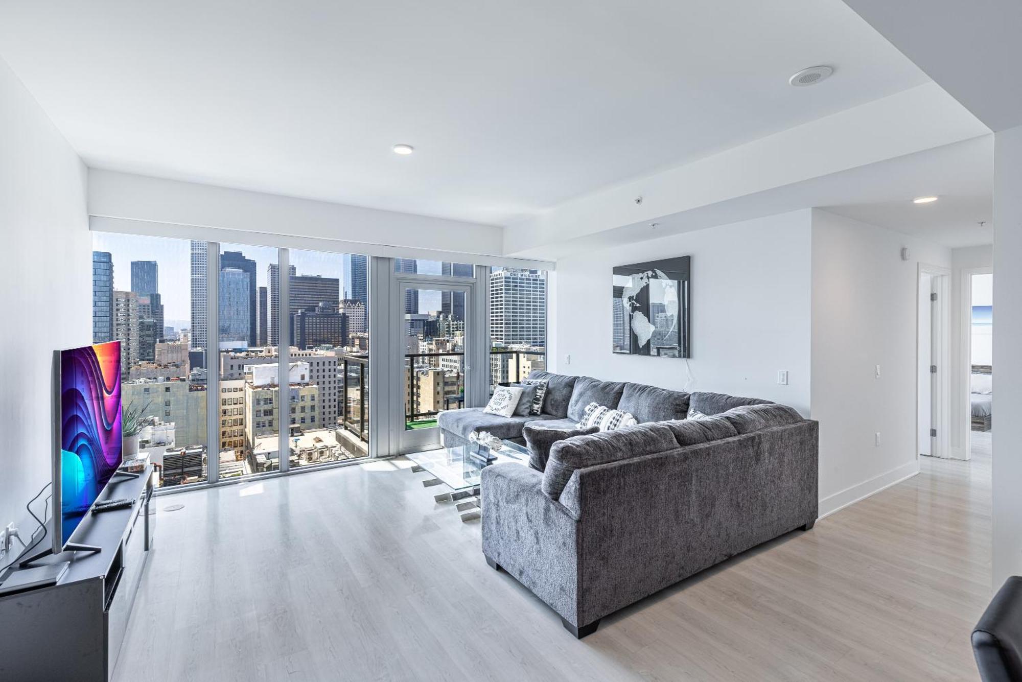 Floor High Rise 3 Bed Dtla Skyscraper Penthouse * Los Angeles