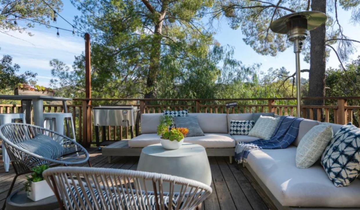Zen Treehouse Retreat-great Views & Peaceful Decks *