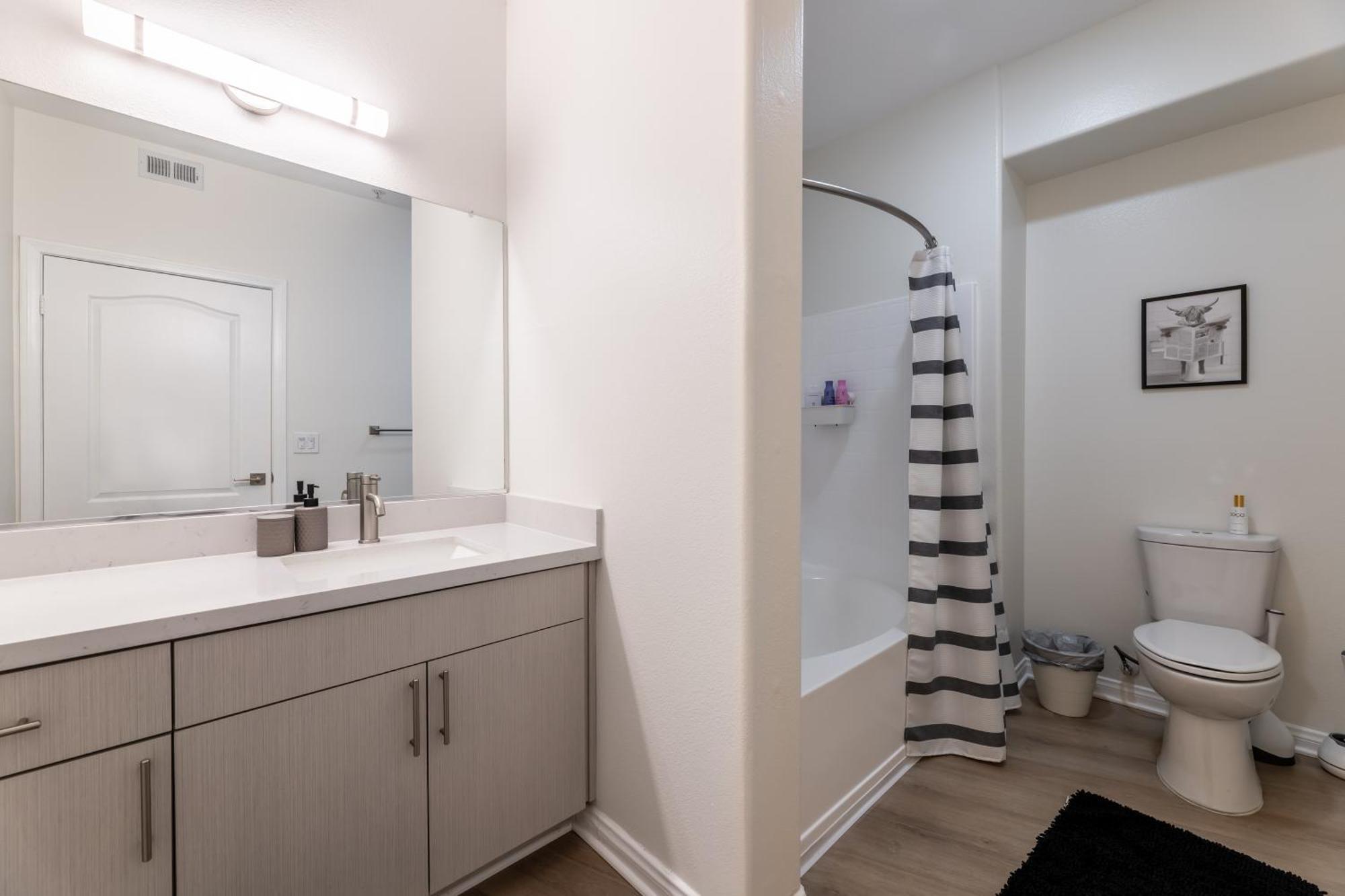 Cozy 2bd Retreat In Marinadelrey!free Parking&pool Apartment *
