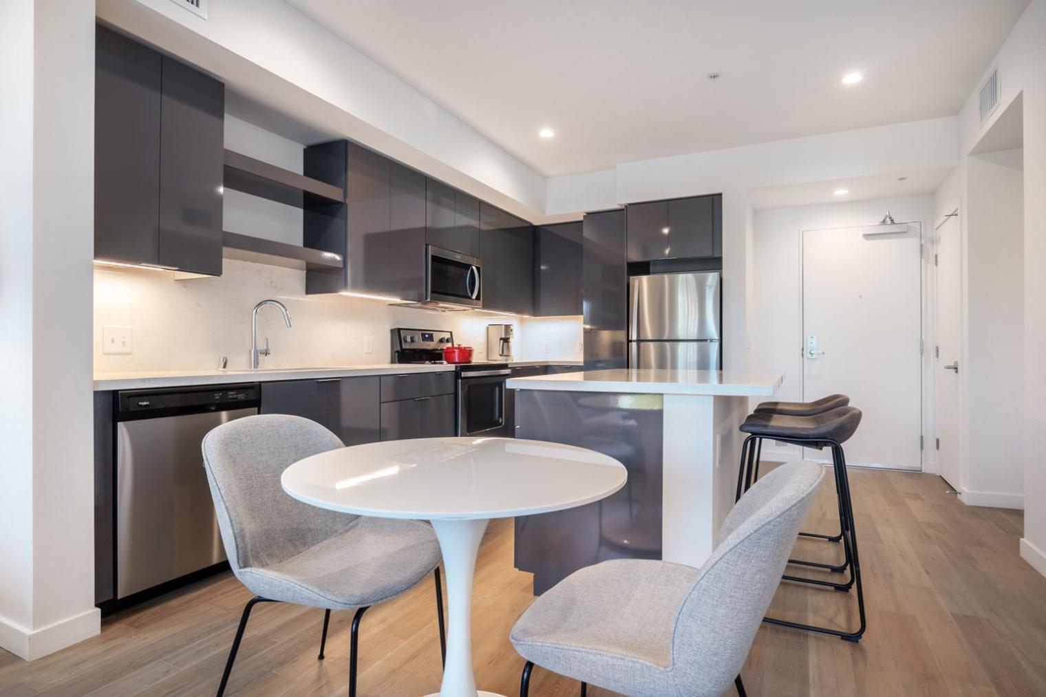 Apartment Westchester 1br W Gym Pool Rooftop Nr Lax Lax-167 *