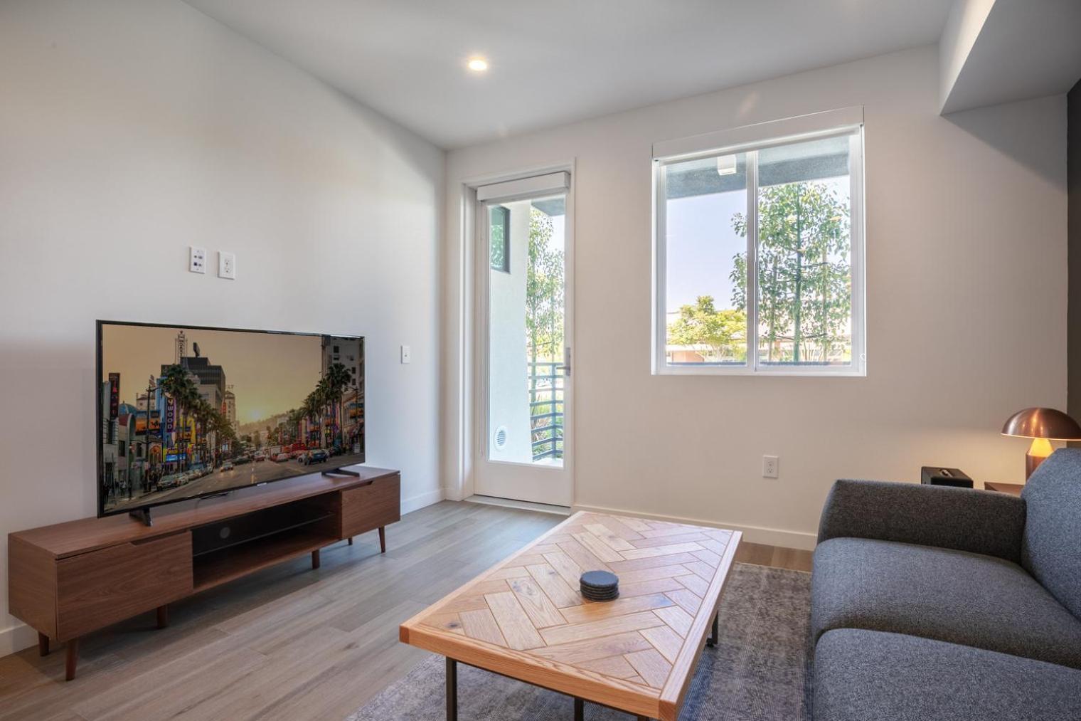 Westchester 1br W Gym Pool Rooftop Nr Lax Lax-167 * Los Angeles