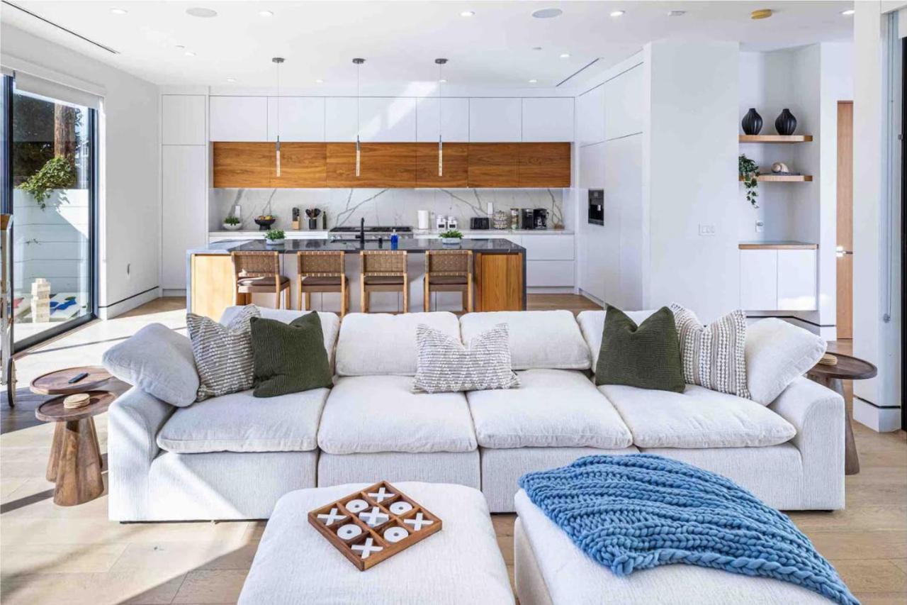 The Penmar Retreat - Luxurious Resort-style Oasis Holiday home *