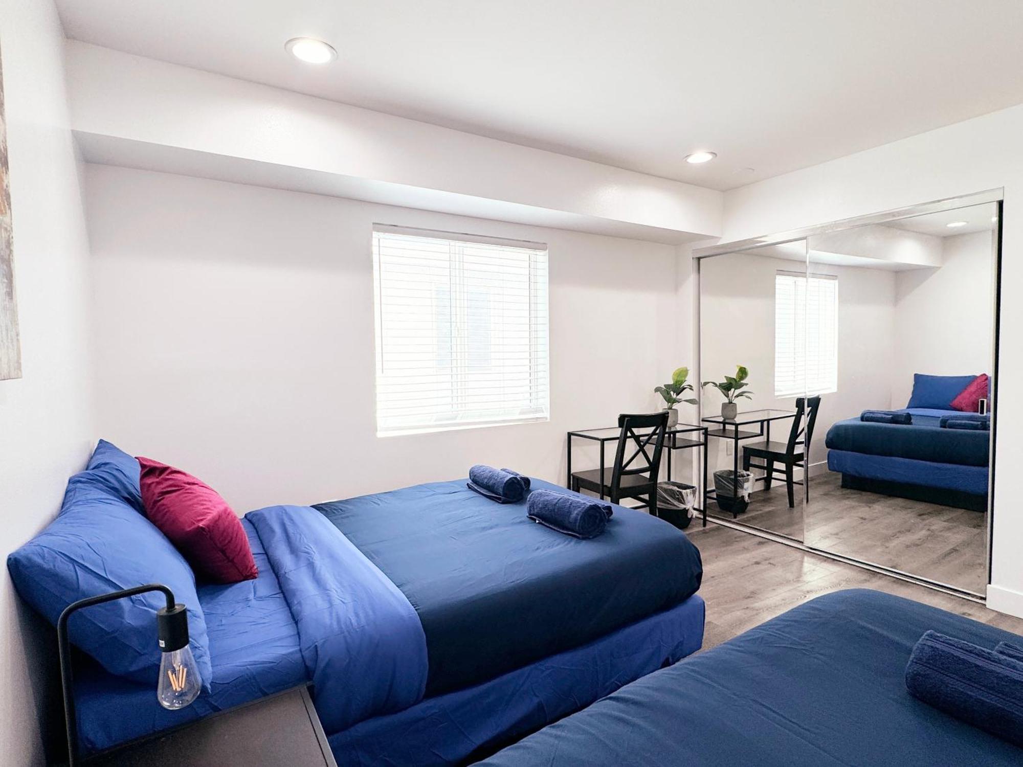 Apartment Cozy 3 Bedroom Townhouse With Balcony
