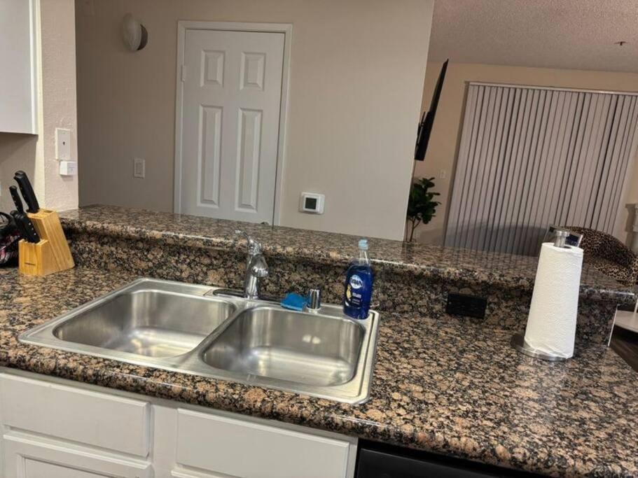 Travel Haven At Miracle Mile- 110