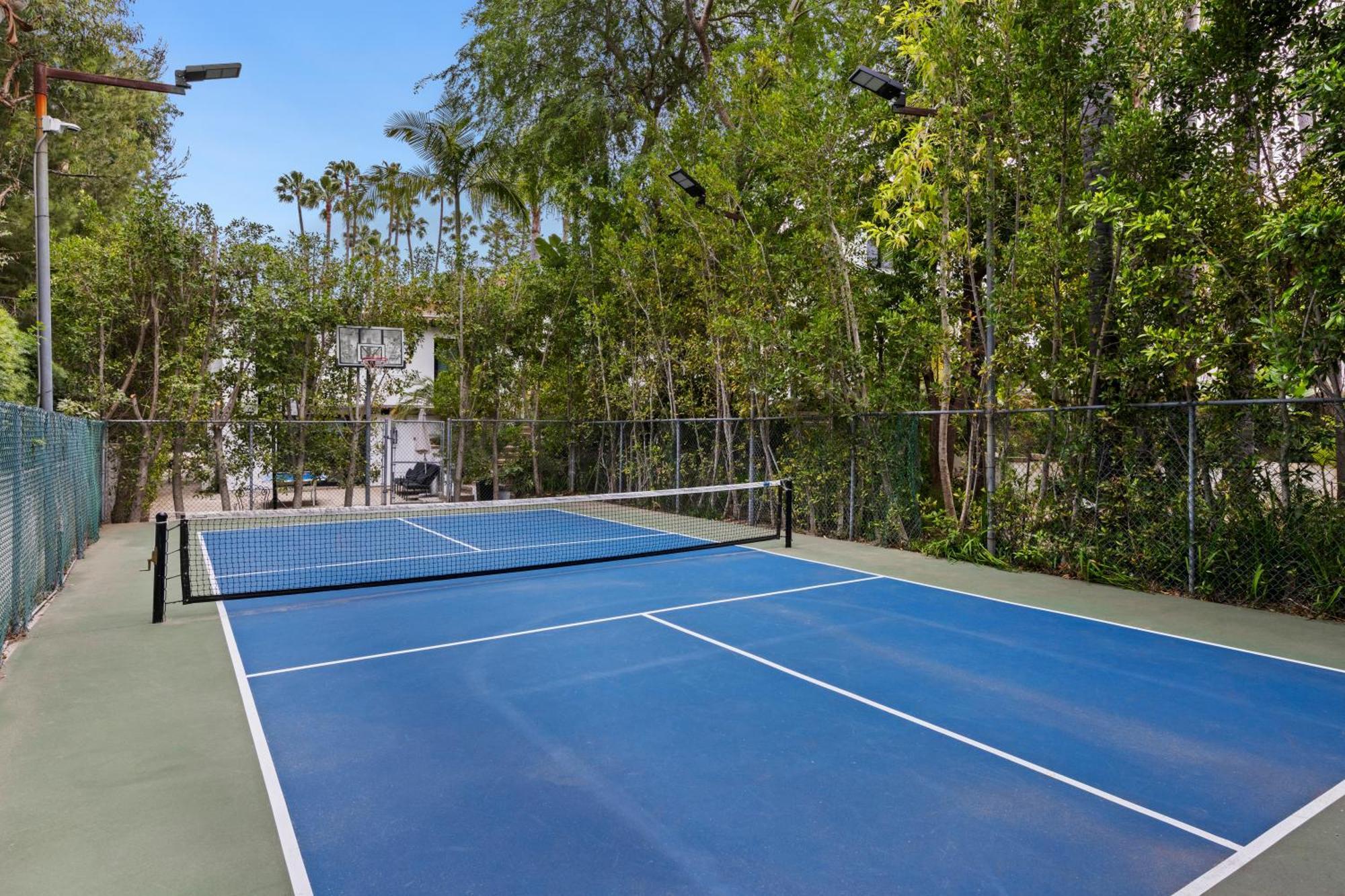 Contemporary Spanish Estate In Beverly Hills * Los Angeles